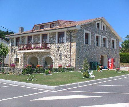 Posada Playa De Langre Exterior photo